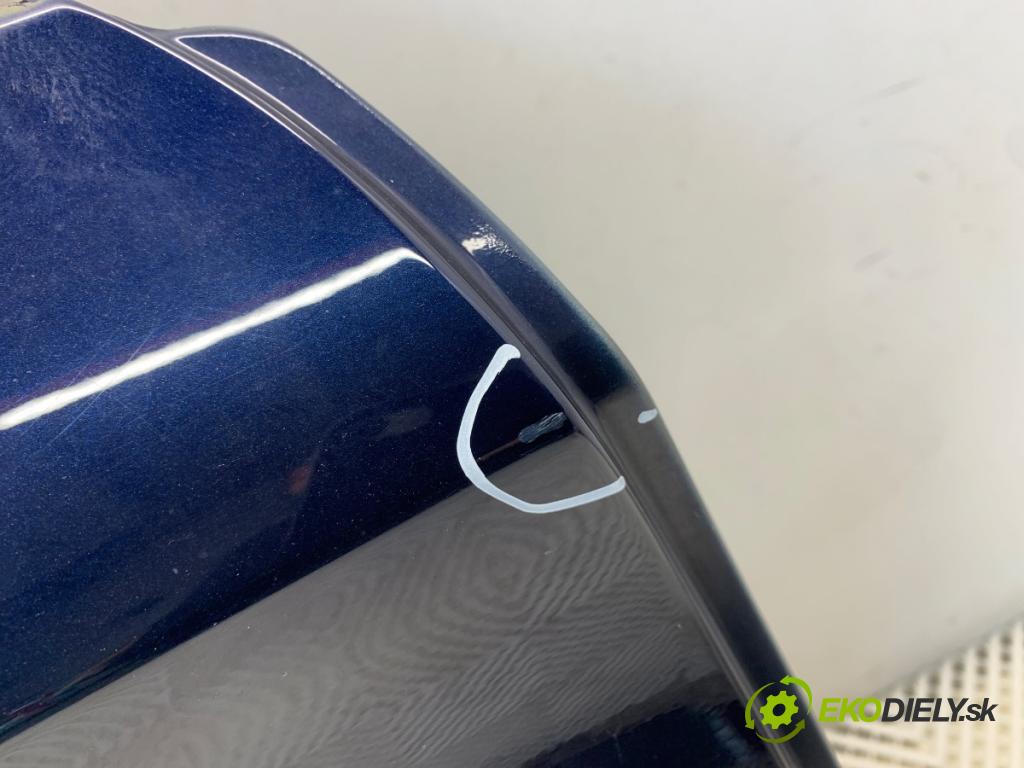 MERCEDES-BENZ KLASA C sedan 2019 110 kW C 200 d (205.011) 1950 Dvere pravy predný 890