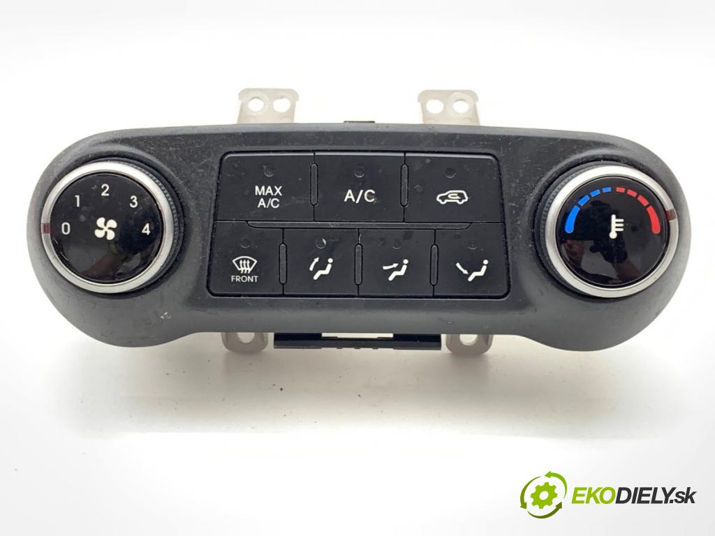 HYUNDAI ix35 SUV 2010 120 kW 2.0 1998 Panel ovládania kúrenia 97250-2Y000 (Prepínacie páčky pod volantom)