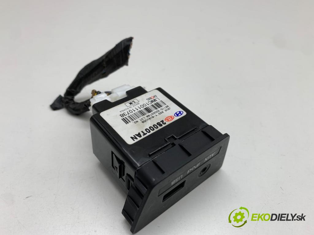 HYUNDAI ix35 SUV 2010 120 kW 2.0 1998 HNÍZDO: USB 96110-2S000