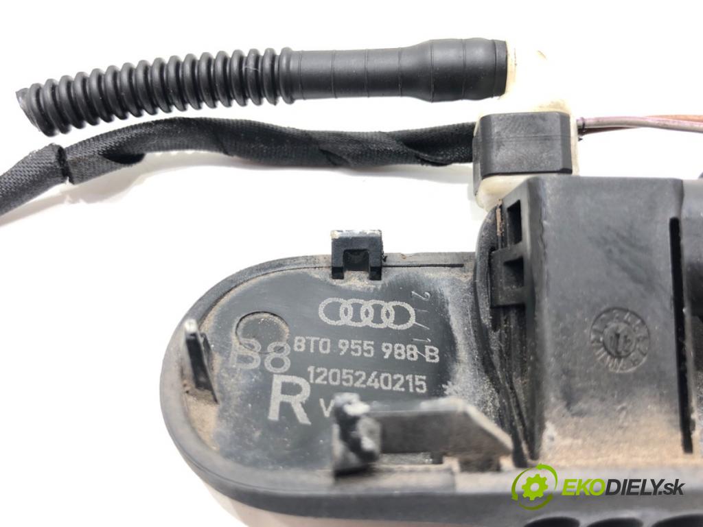 AUDI A4 B8 sedan 2012 125 kW 1.8 TFSI 1798 ostřikovače ostřikovačů 8T0955988B