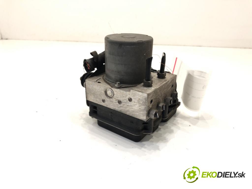 AUDI A4 B8 sedan 2012 125 kW 1.8 TFSI 1798 pumpa ABS 8K0907379CH (Pumpa ABS)