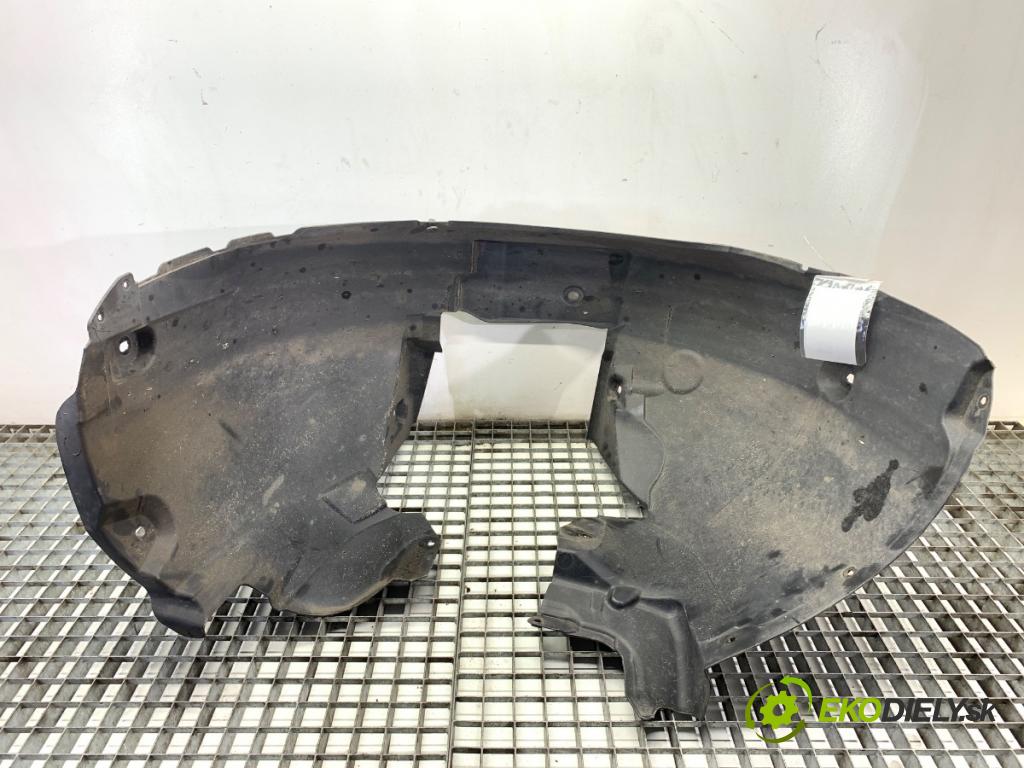 AUDI A4 B8 sedan 2012 125 kW 1.8 TFSI 1798 podblatník pravý přední část