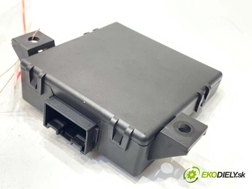 AUDI A4 B8 sedan 2012 125 kW 1.8 TFSI 1798 Modul GATEWAY 8R0907468F