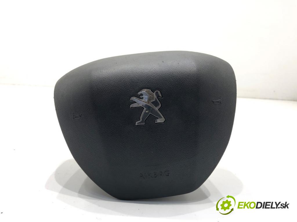 PEUGEOT 208 I liftback 2015 60 kW 1.2 VTI 82 1199 AirBag volantu 98072114ZD (Airbag)