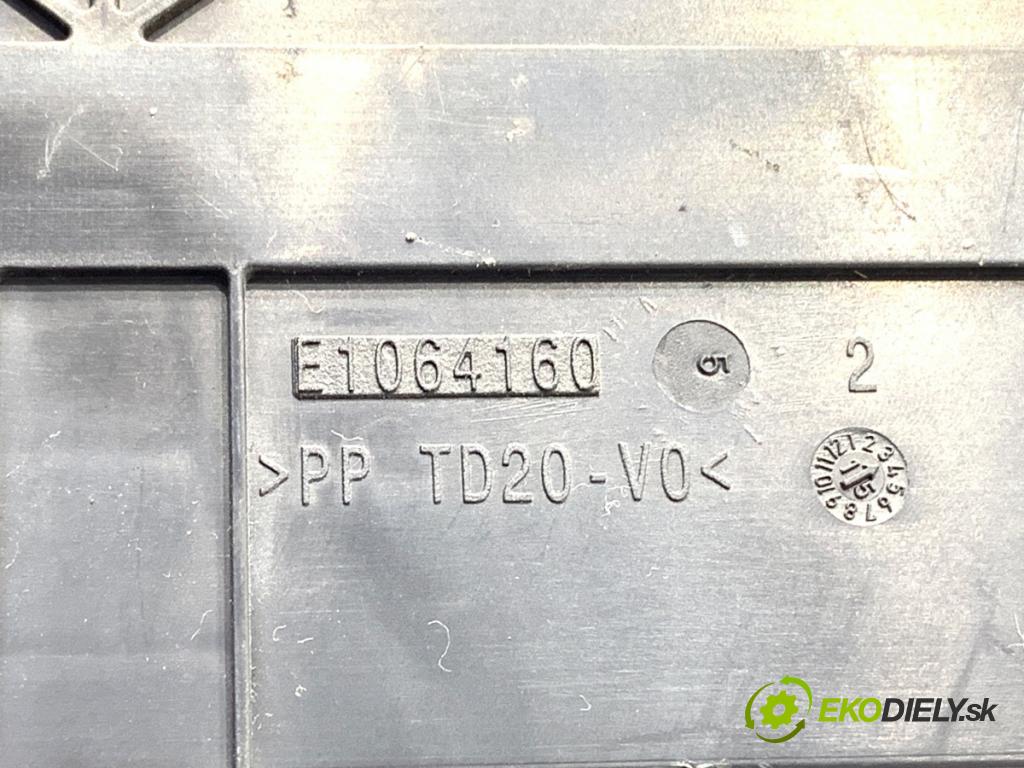 PEUGEOT 208 I liftback 2015 60 kW 1.2 VTI 82 1199 modul BSI 9807531680 (Pojistková skříňka)