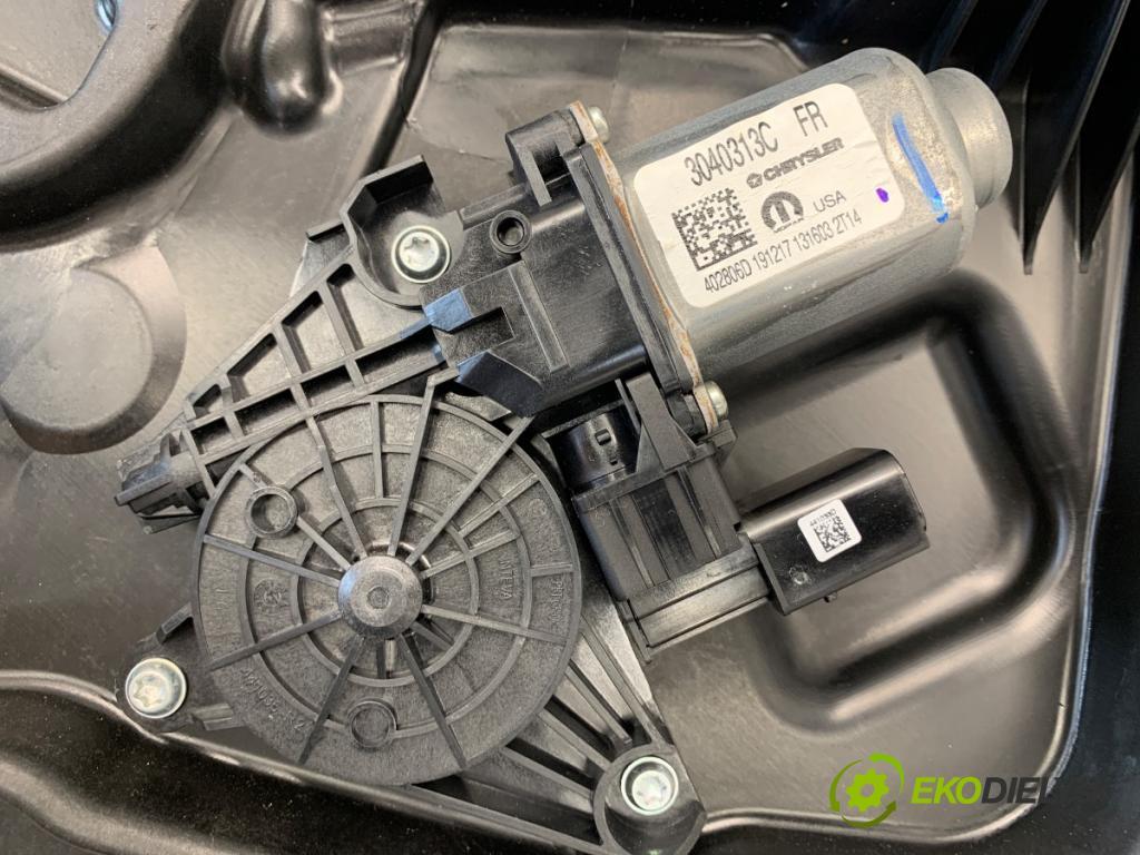 CHRYSLER PACIFICA nadwozie wielkoprzestrzenne (MPV) 2018 185 kW 3.6 Hybrid 3604 mechanismus okna pravý přední část 3041904