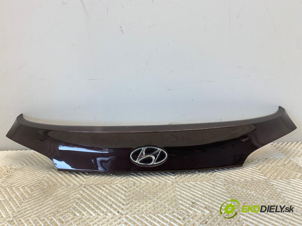 HYUNDAI ix35 SUV 2010 120 kW 2.0 1998 Lišta dverí zad Kľučka osvetlenie 87371-2S000
