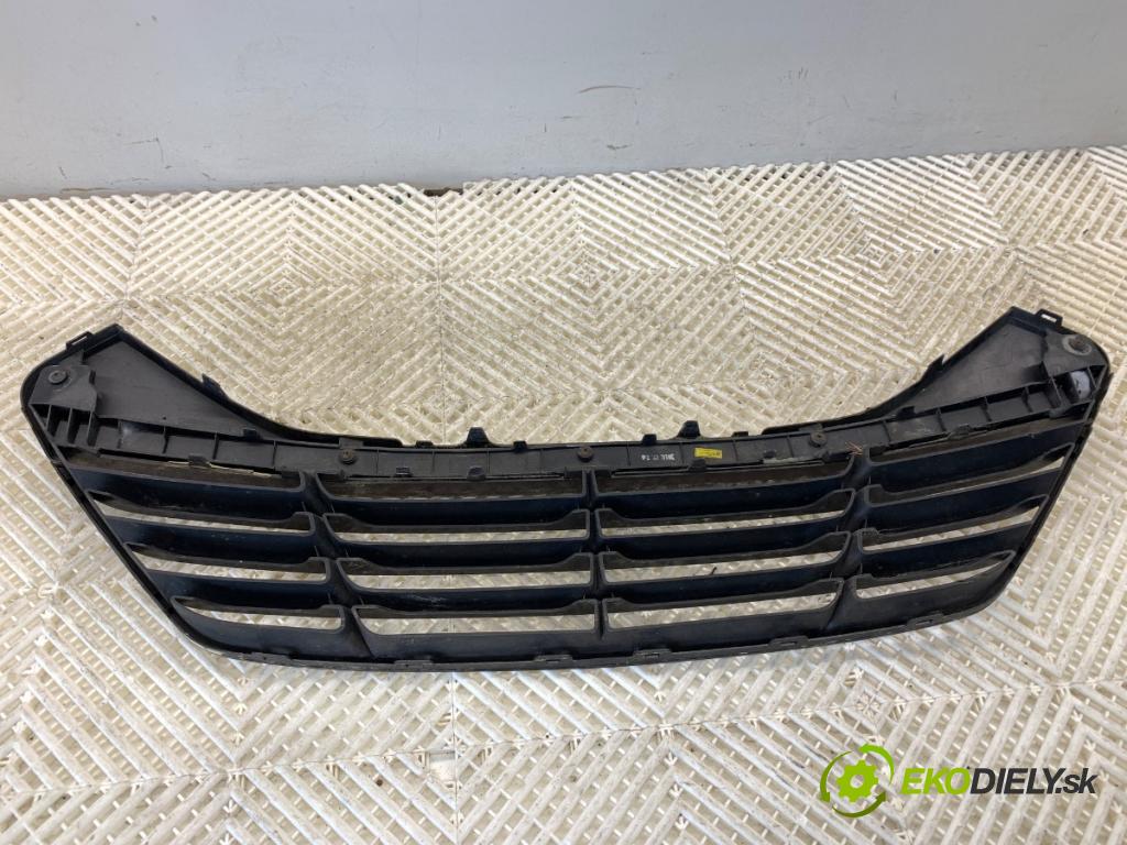 HYUNDAI ix35 SUV 2010 120 kW 2.0 1998 Mriežky nárazníka predný  (Mriežka predná (maska chladiča))