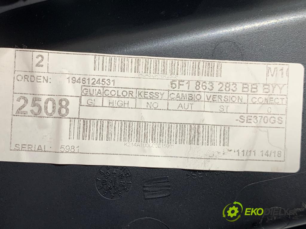 SEAT LEON III liftback 2019 110 kW 1.5 TSI 1495 lišty kryt 5F1863283BB 5F1820901D (Lišta)