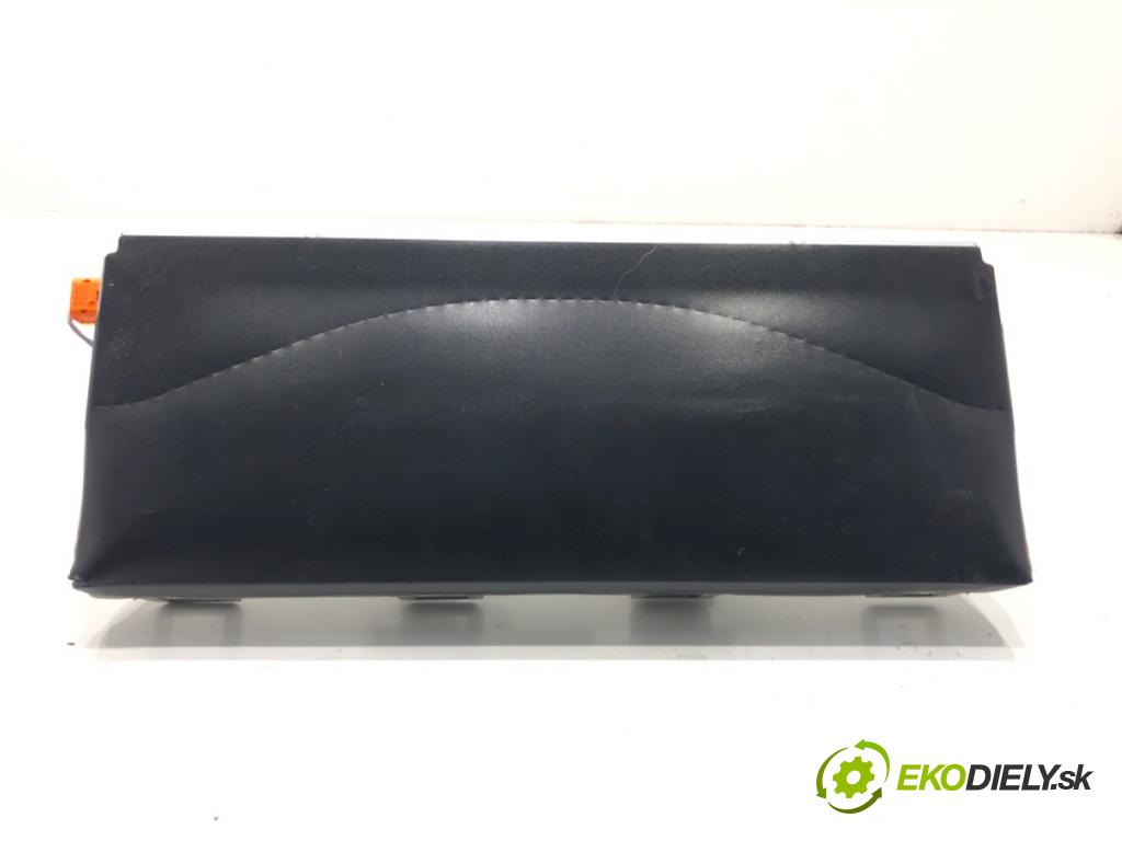 SEAT LEON III liftback 2019 110 kW 1.5 TSI 1495 AirBag koleno: 5G1880841G
