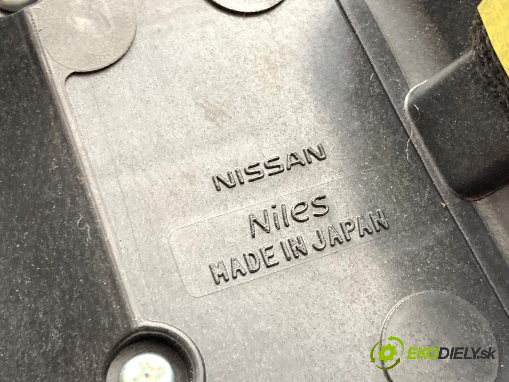 NISSAN JUKE F15 SUV 2013 81 kW 1.5 dCi 1461 SPÍNAČE: volantu