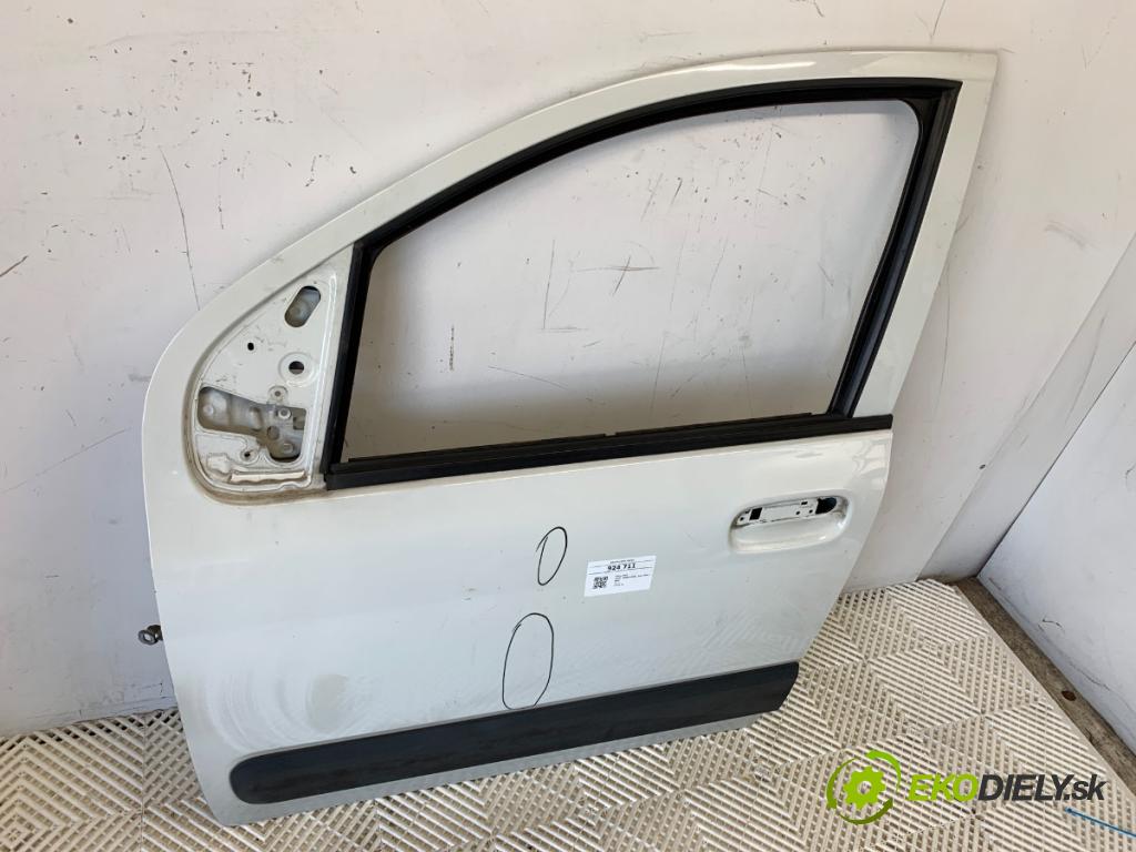 FIAT PANDA III liftback 2014 51 kW 1.2 (312PXA1A) 1242 dveře levý přední část 296/A