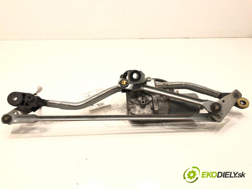 AUDI A4 B8 sedan 2012 125 kW 1.8 TFSI 1798 mechanismus stěračů přední část 8K1955119A (Motorek stěračů přední)