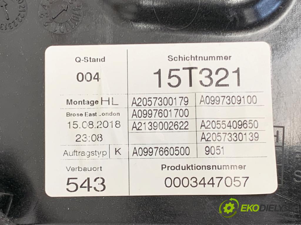 MERCEDES-BENZ KLASA C sedan 2019 110 kW C 200 d (205.011) 1950 mechanismus okna levý zadní část