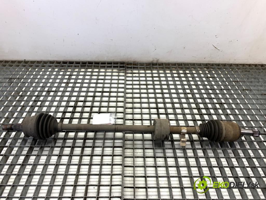 FIAT PANDA III liftback 2014 51 kW 1.2 (312PXA1A) 1242 poloos pravý přední část 