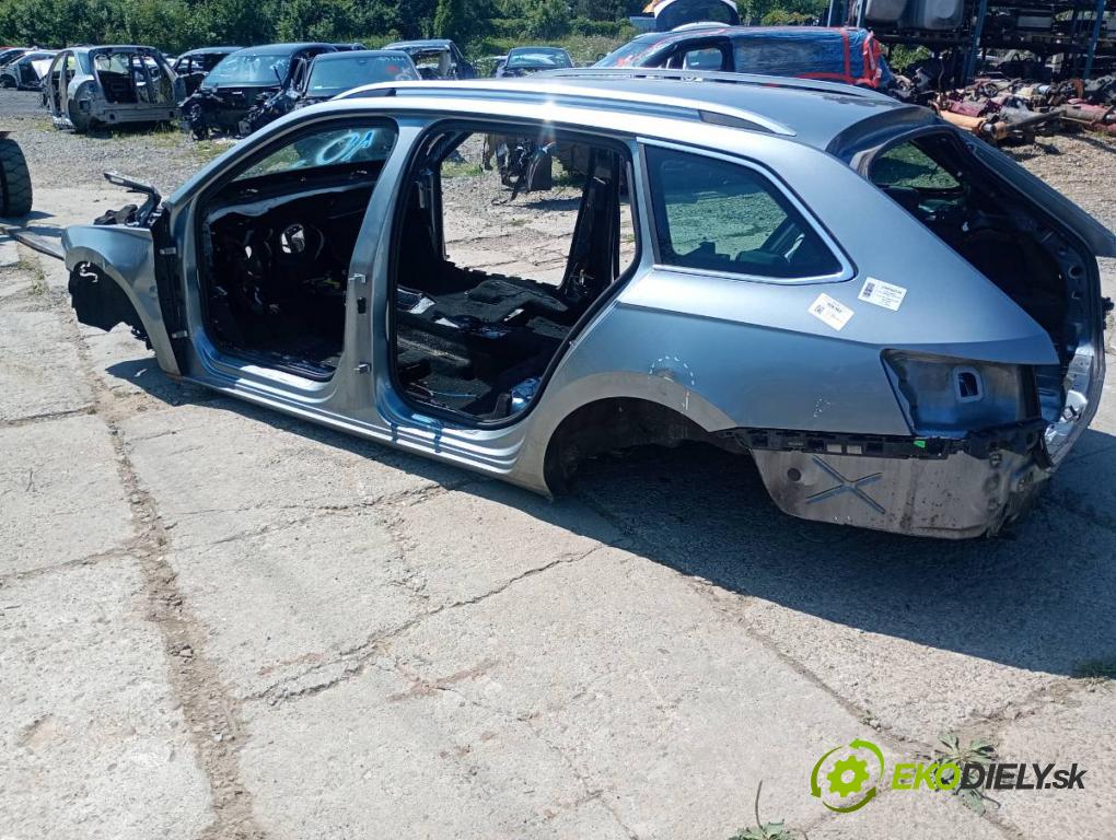 SKODA SUPERB III Kombi 2016 110 kW 2.0 TDI 1968 karoséria ČTVRŤÁK: Blatník prah strecha PODŁUŻNICA 