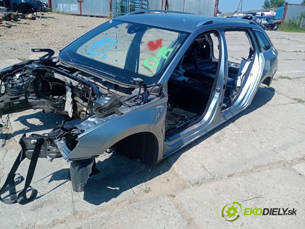 SKODA SUPERB III Kombi 2016 110 kW 2.0 TDI 1968 KAROSERIA ČTVRŤÁK blatník práh střecha PODŁUŻNICA