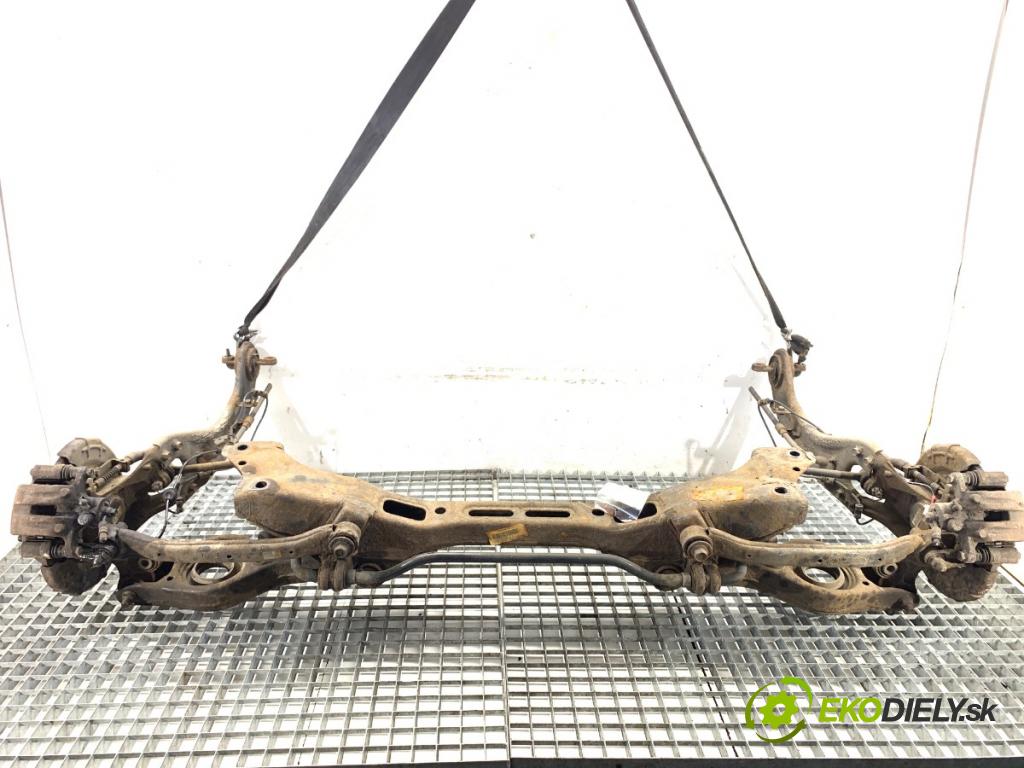 HYUNDAI ix35 SUV 2010 120 kW 2.0 1998 Výstuha zad 55410-2S010