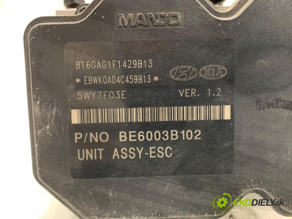 HYUNDAI ix35 SUV 2010 120 kW 2.0 1998 pumpa ABS 58920-2Y300 (Pumpa ABS)