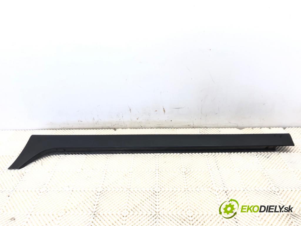 HYUNDAI ix35 SUV 2010 120 kW 2.0 1998 Lišta prahová ľavy 