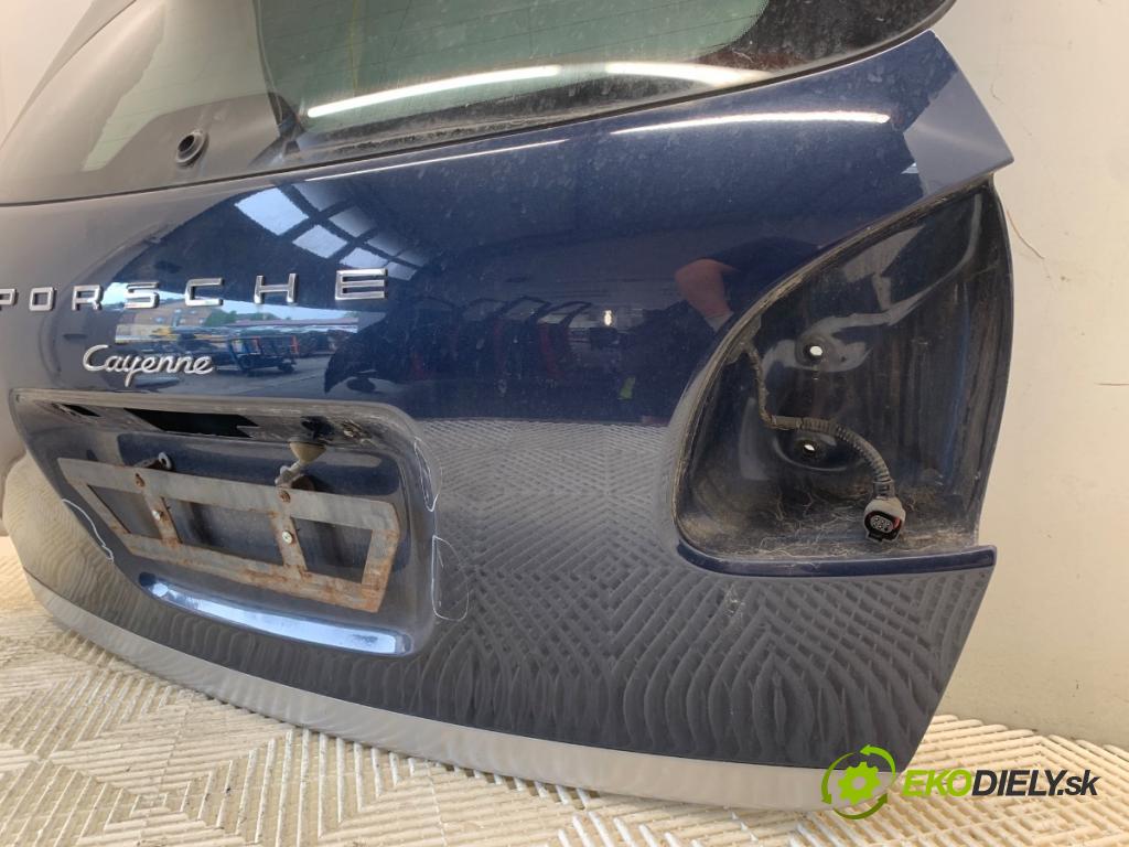 PORSCHE CAYENNE SUV 2013 220 kW 3.6 3598 kapota zadní část