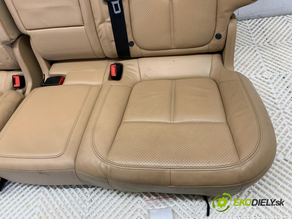 PORSCHE CAYENNE SUV 2013 220 kW 3.6 3598 Sedadlo druhý rad