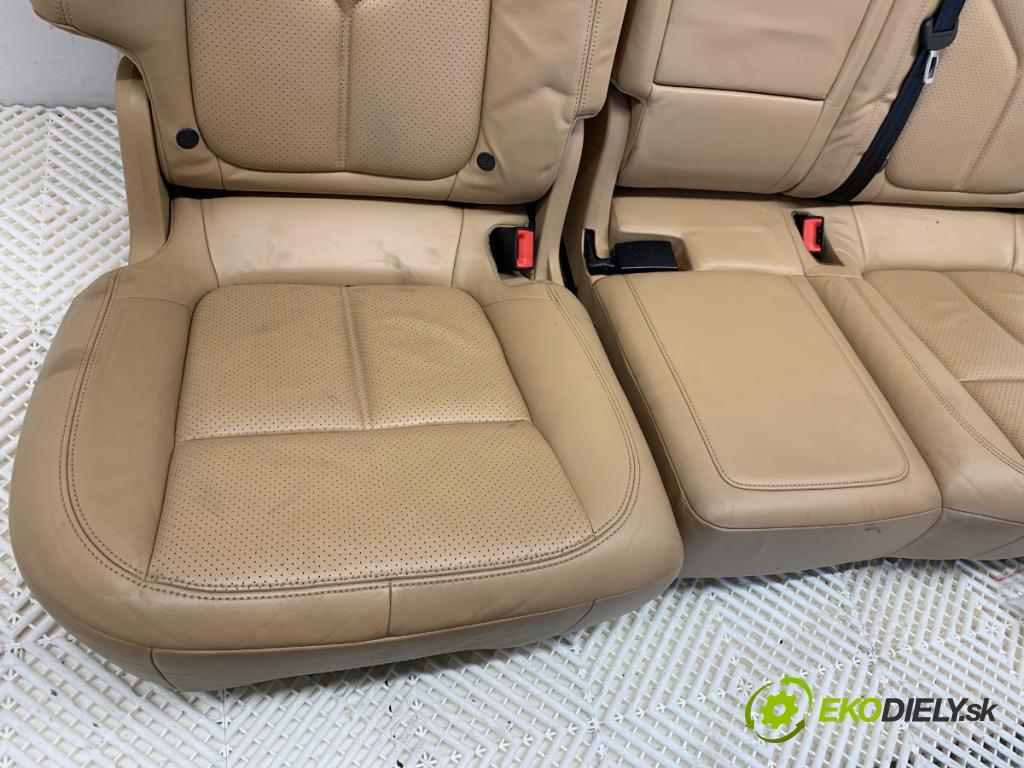 PORSCHE CAYENNE SUV 2013 220 kW 3.6 3598 Sedadlo druhý rad