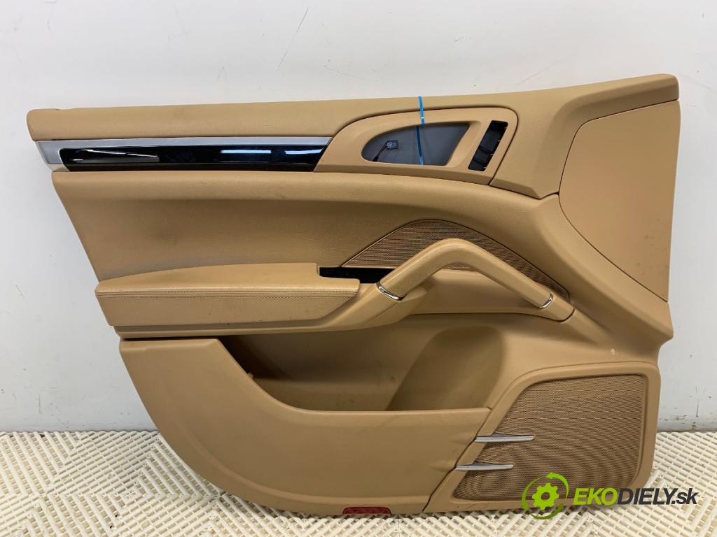 PORSCHE CAYENNE SUV 2013 220 kW 3.6 3598 ča dveře levý přední část 