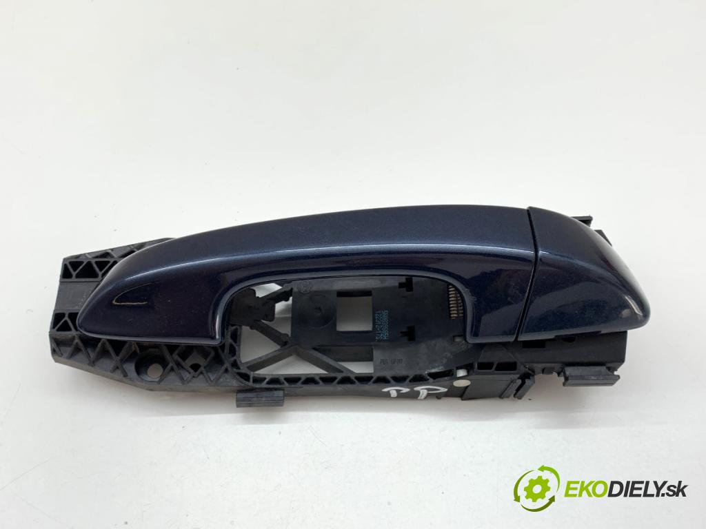 PORSCHE CAYENNE SUV 2013 220 kW 3.6 3598 Kľučka vonkajšia pravy predný 