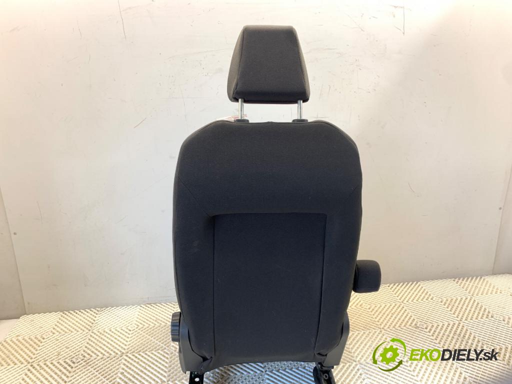 FORD TRANSIT COURIER Nadwozie pełne/minivan 2020 74 kW 1.0 EcoBoost 998 Sedadlo ľavy predný