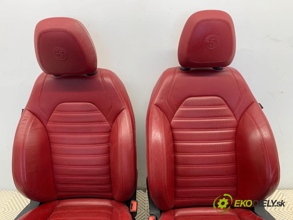 ALFA ROMEO GIULIA sedan 2018 206 kW 2.0 Q4 (952ACA45) 1995 Sedadlá, sedačky Sedadlo bočné