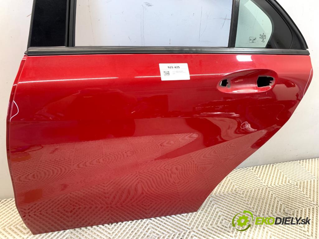 MERCEDES-BENZ W176 liftback 2013 90 kW A 180 (176.042) 1595 Dvere ľavy zad
