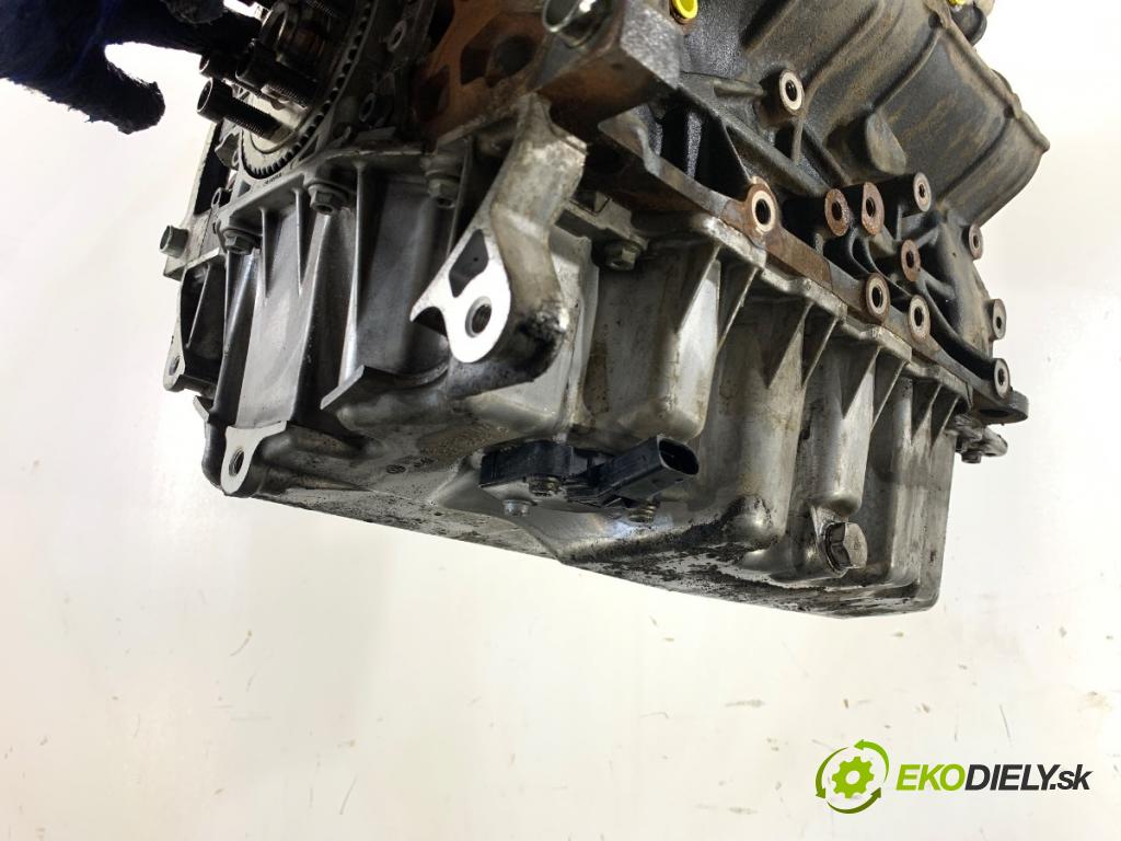 VW PASSAT B8 Kombi 2014 110 kW 2.0 TDI 1968 Motor CRLB (Motor)