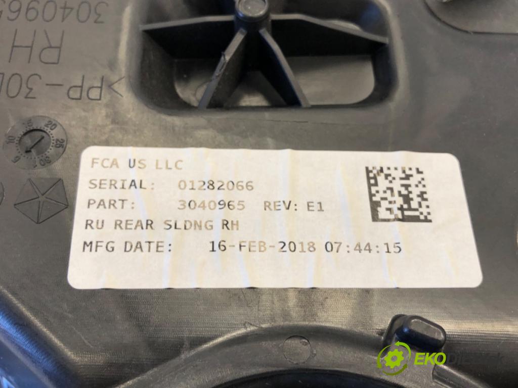 CHRYSLER PACIFICA nadwozie wielkoprzestrzenne (MPV) 2018 185 kW 3.6 Hybrid 3604 mechanismus okna pravý zadní část 3043241C