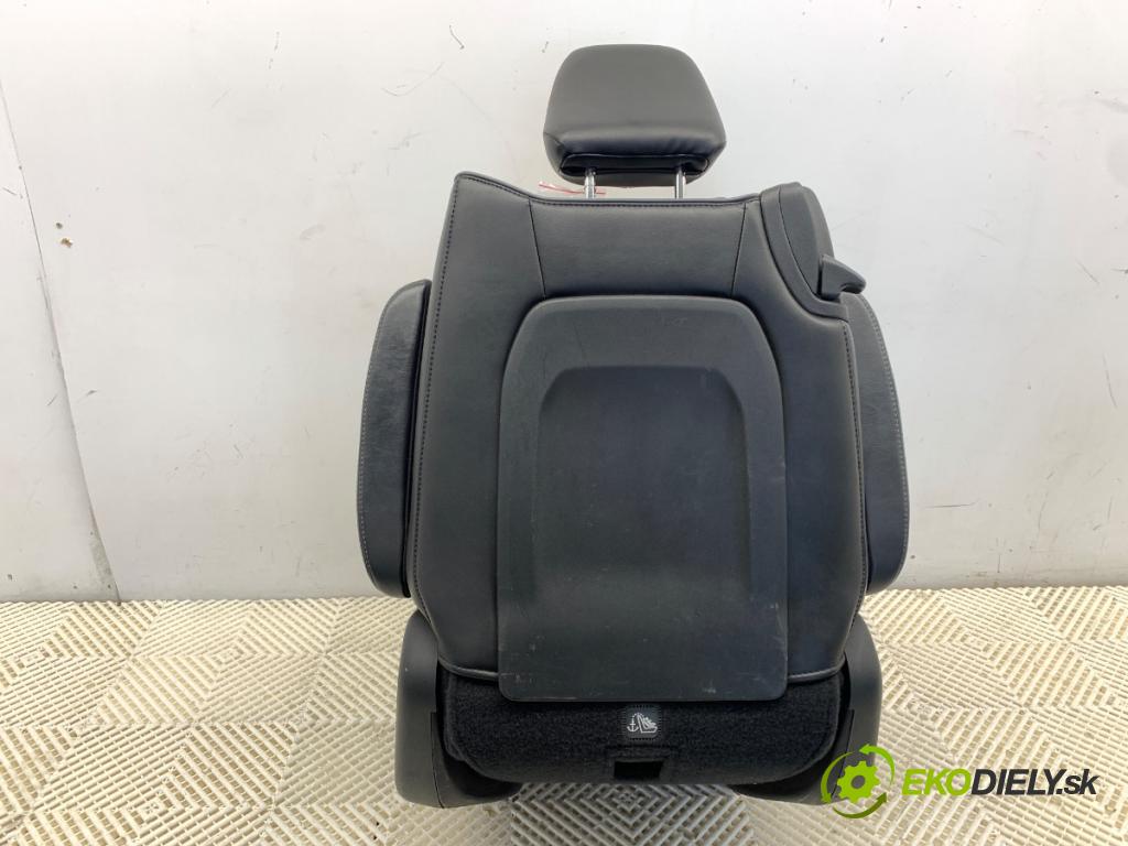 CHRYSLER PACIFICA nadwozie wielkoprzestrzenne (MPV) 2018 185 kW 3.6 Hybrid 3604 Sedadlo zad