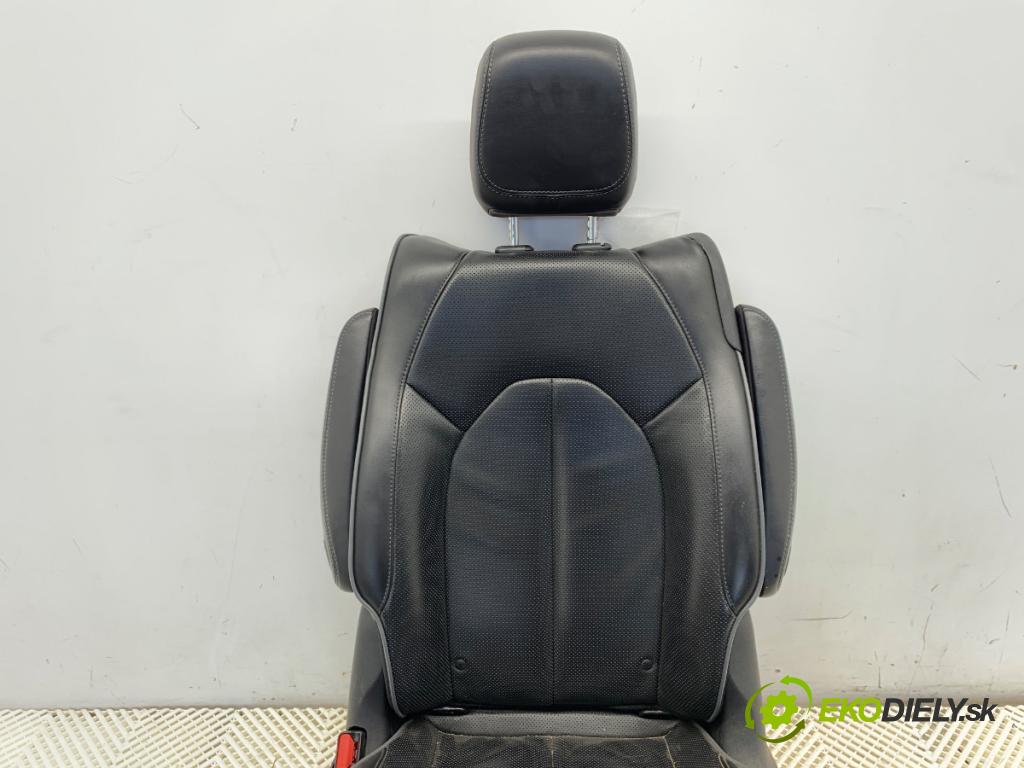 CHRYSLER PACIFICA nadwozie wielkoprzestrzenne (MPV) 2018 185 kW 3.6 Hybrid 3604 Sedadlo zad