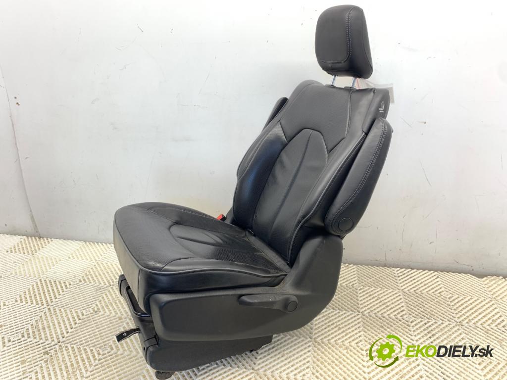 CHRYSLER PACIFICA nadwozie wielkoprzestrzenne (MPV) 2018 185 kW 3.6 Hybrid 3604 Sedadlo zad
