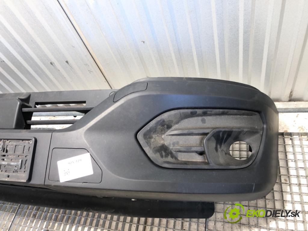 IVECO DAILY VI Autobus 2023 129 kW 50C18, 60C18 2998 Nárazník predný  (Kľučka dverí ostatné)