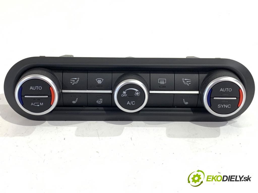 ALFA ROMEO GIULIA sedan 2018 206 kW 2.0 Q4 (952ACA45) 1995 Panel ovládaní topení 01561390670 (Páčky pod volantem)