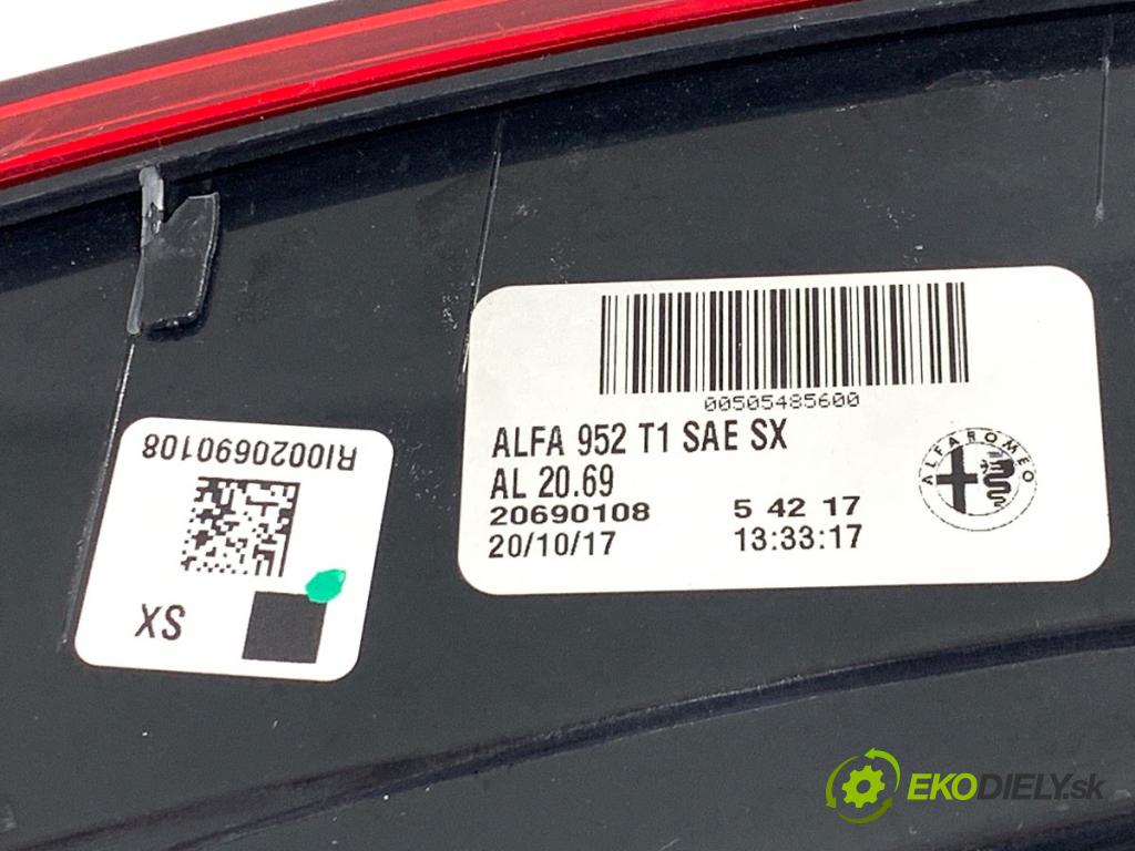 ALFA ROMEO GIULIA sedan 2018 206 kW 2.0 Q4 (952ACA45) 1995 světlo levý zadní část 00505485600