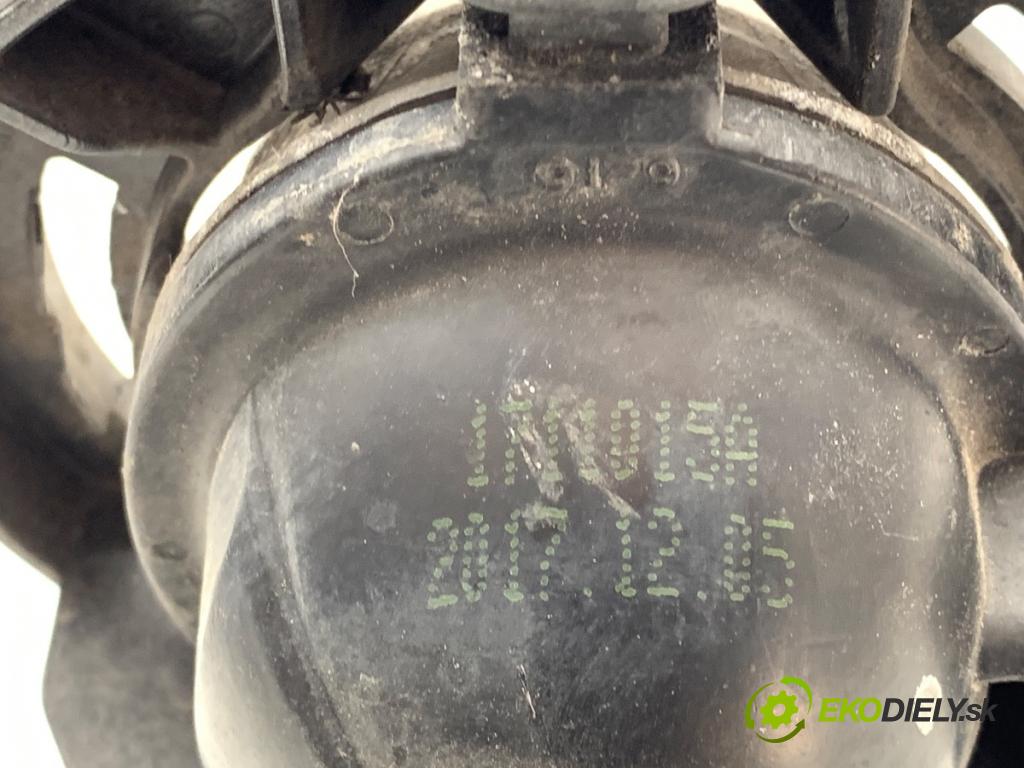 CHRYSLER PACIFICA nadwozie wielkoprzestrzenne (MPV) 2018 185 kW 3.6 Hybrid 3604 Hmlové svetlo, hmlovka pravy predný 1090093