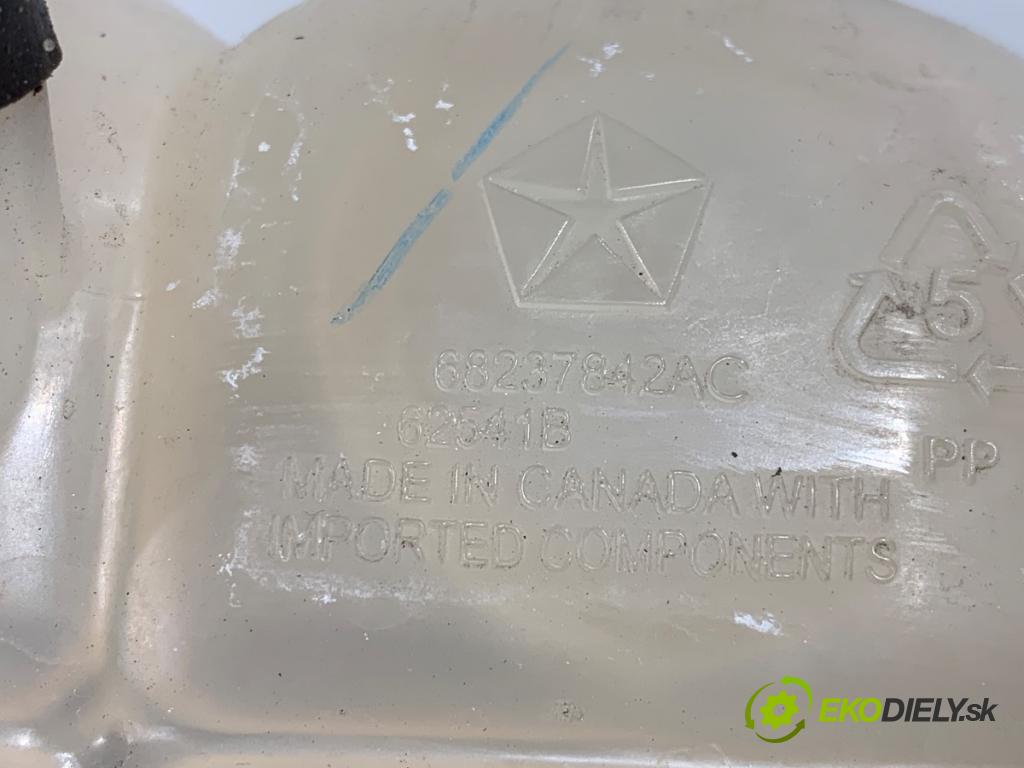 CHRYSLER PACIFICA nadwozie wielkoprzestrzenne (MPV) 2018 185 kW 3.6 Hybrid 3604 nádržka vyrovnávací kapaliny chadicího 68237842AC