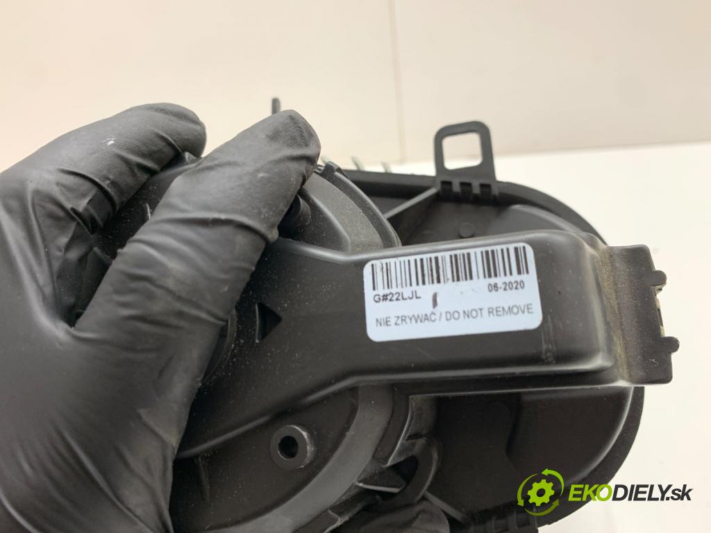 PORSCHE CAYENNE SUV 2013 220 kW 3.6 3598 topení