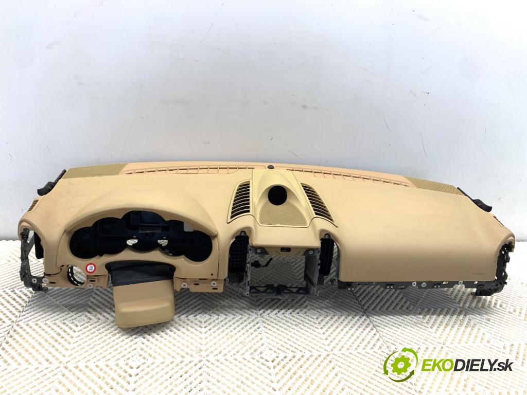 PORSCHE CAYENNE SUV 2013 220 kW 3.6 3598 Palubná doska VANKÚŠ: spolujazdca 