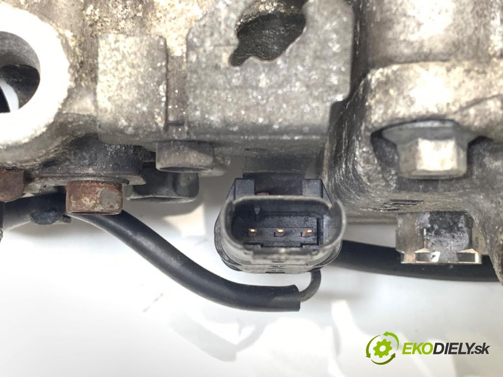 BMW F07 liftback 2011 220 kW 535 d xDrive 2993 kompresor klimatizace GE447260-2983 (Kompresor klimatizace)