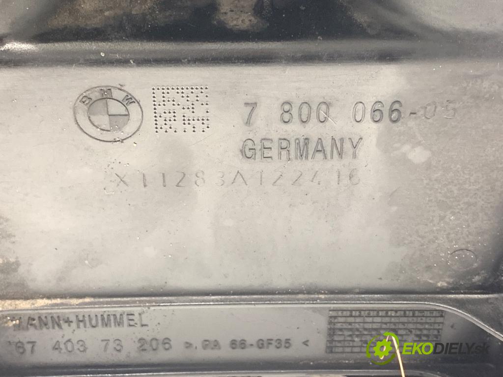 BMW F07 liftback 2011 220 kW 535 d xDrive 2993 Obal filtra oleja 7800066 (Obal olejového filtra)