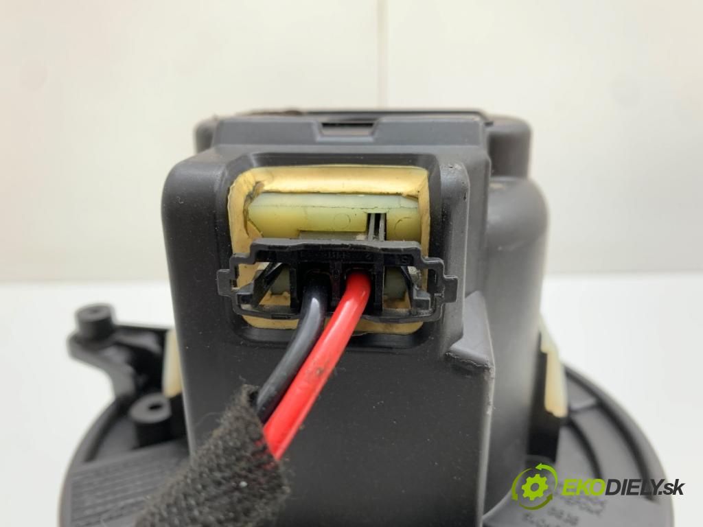 ALFA ROMEO GIULIA sedan 2018 206 kW 2.0 Q4 (952ACA45) 1995 ventilátor kúrenia 5W0431000