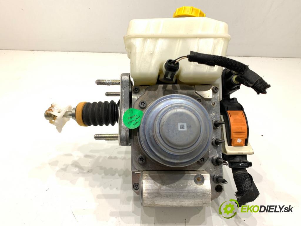 ALFA ROMEO GIULIA sedan 2018 206 kW 2.0 Q4 (952ACA45) 1995 pumpa ABS posilovač 0050553296