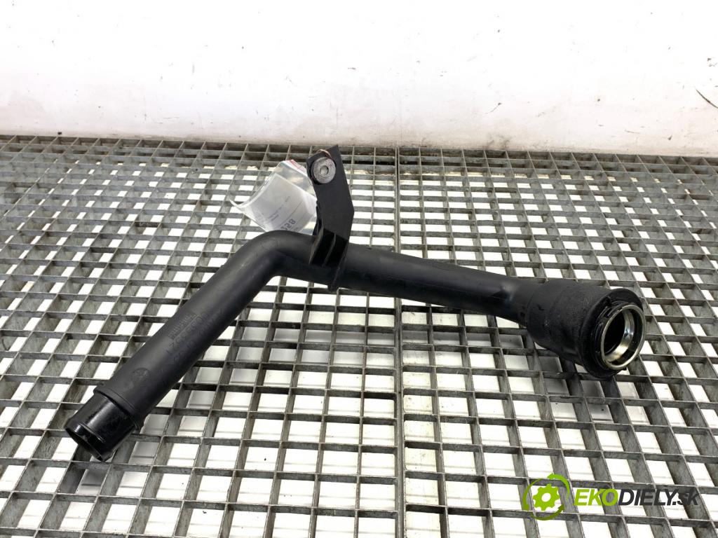 NISSAN JUKE F15 SUV 2013 81 kW 1.5 dCi 1461 Rúra vzduchu 300353521