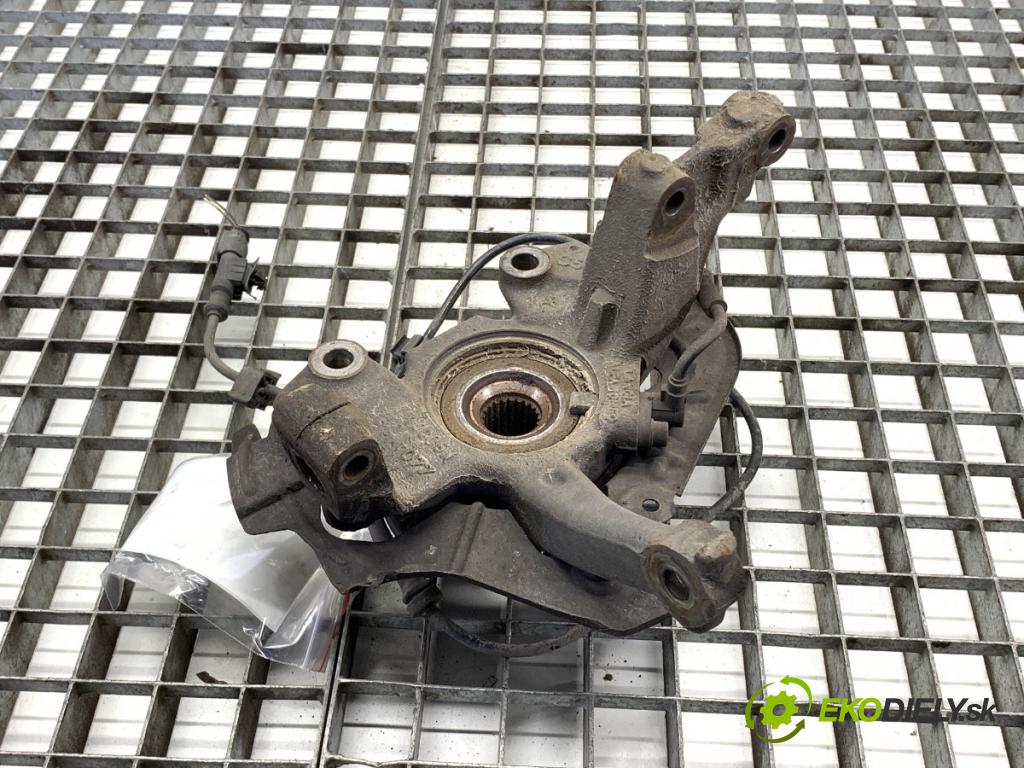 FIAT PANDA III liftback 2014 51 kW 1.2 (312PXA1A) 1242 náboj pravý přední část